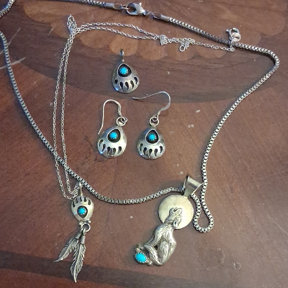 Lot Of Sterling Silver Turqouise Jewelry